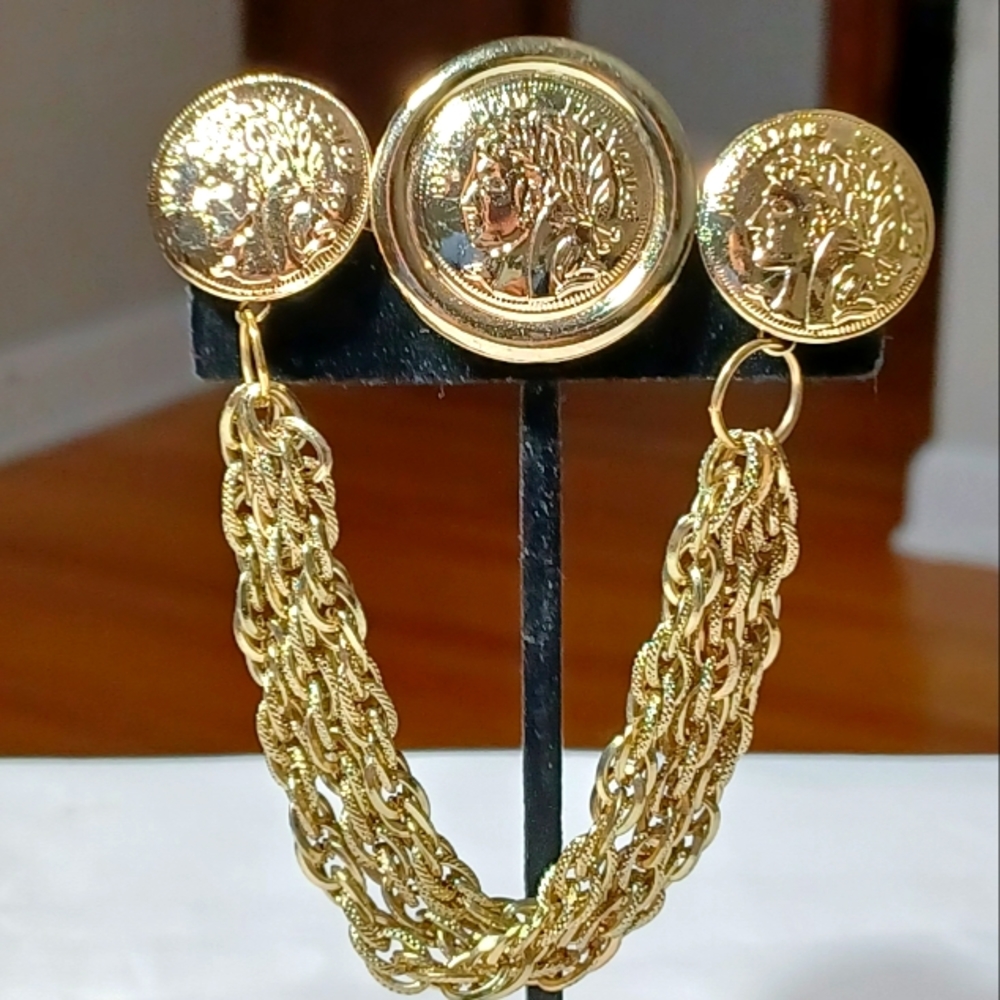 VINTAGE REPUBLIQUE FRANCAISE COIN CHAIN BROOCH